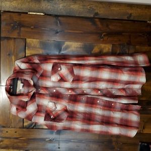 Red long sleeve pearl snap western shirt